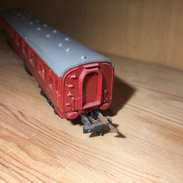 Voiture voyageurs Railsways Type Brithish 1CL 15100 JOUEF Réf 457