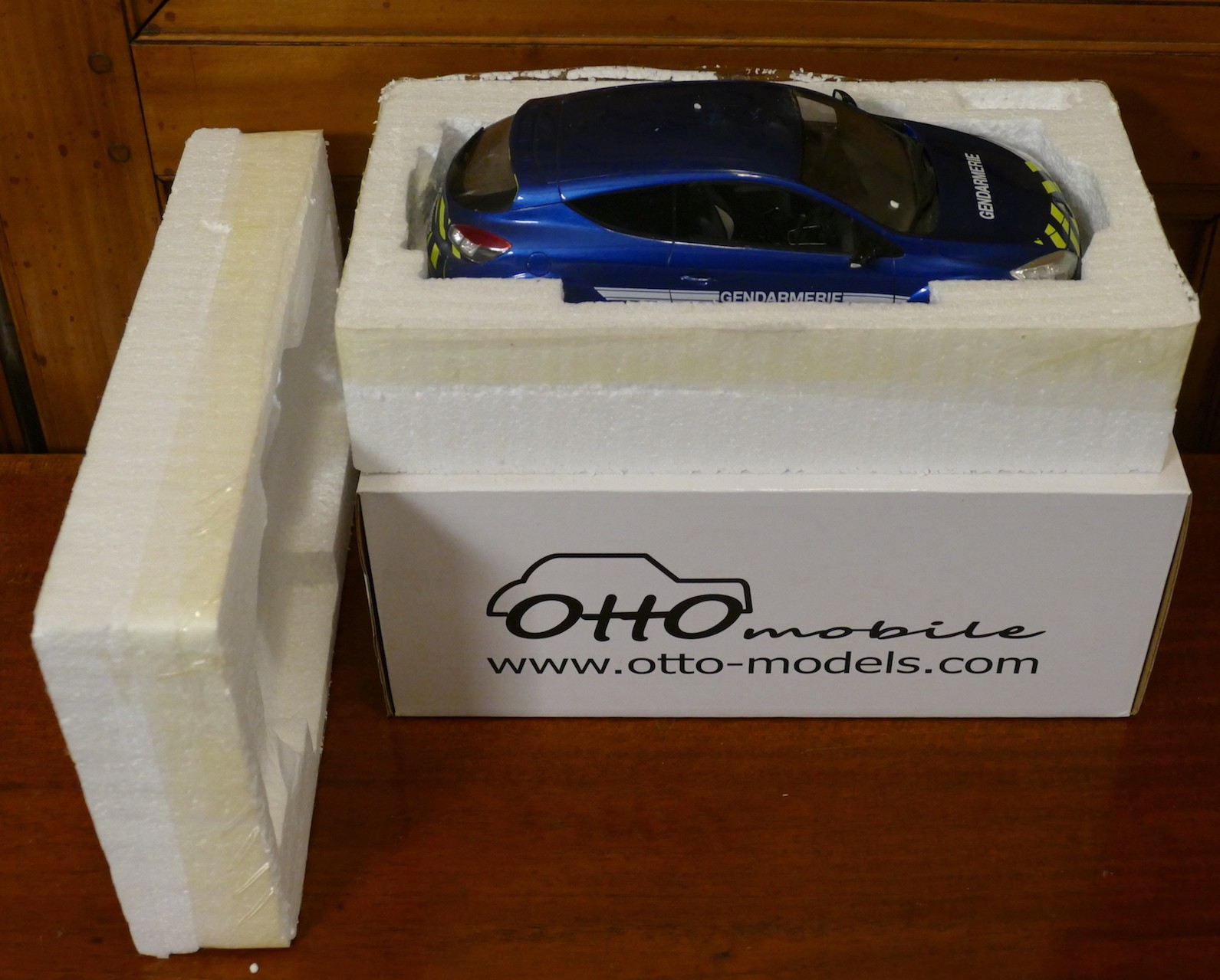 Renault megane 3 rs BRI gendarmerie 1/18 1:18 otto ottomobile ottomodels
