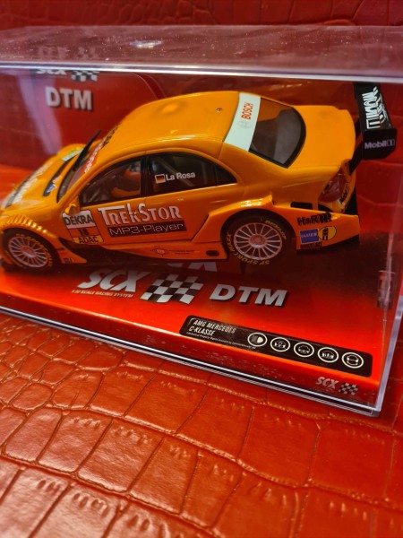 MERCEDES C-KLASSE DTM LA ROSA SCALEXTRIC SCX REF 62920
