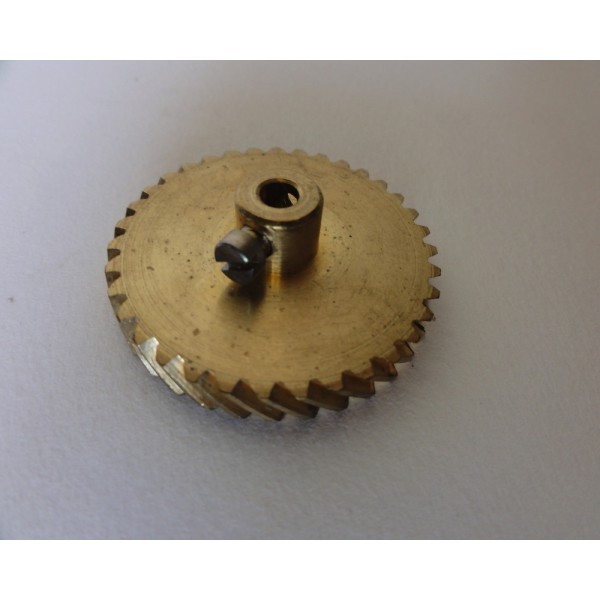 Pignon helicoidal 35 dents gauche MECCANO