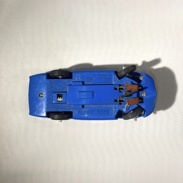 Alpine 3000 GT  bleue foncée  JOUEF Réf 358