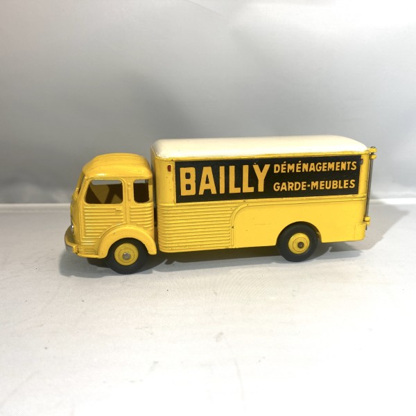 Camion Simca Cargo DINKY TOYS Réf 33