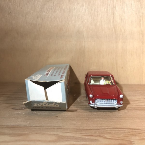 Lancia Flaminia Coupé Pinin Farina Rouge SOLIDO