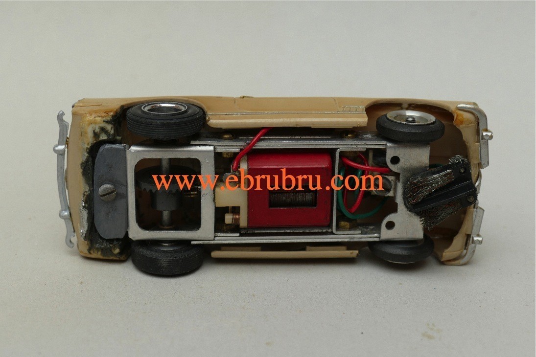 ALFA ROMEO 2600 SPIEDER SCRATCHBUILT REVELL 1/32 RACE CAR SLOT