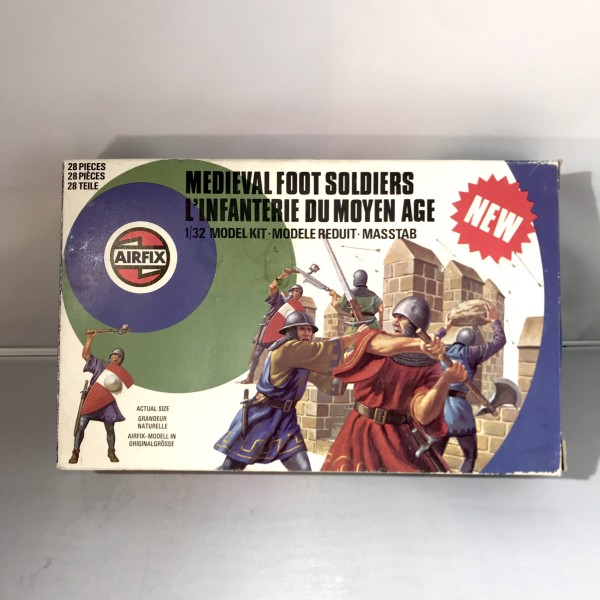 MEDIEVAL FOOT SOLDIERS -  28 PIECES AIRFIX 1/32 sous Blister 51474 - 5