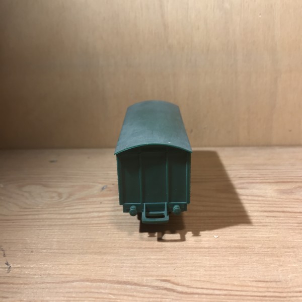 Wagon marchandises couvert Vert JOUEF