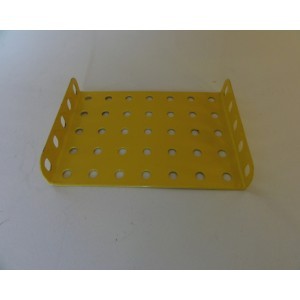 Plaque a rebords 90 x 60 mm jaune 7 x 5 trous Meccano: A853 