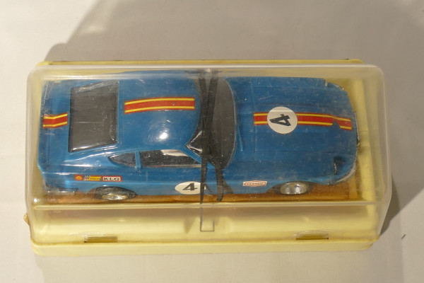 DATSUN 240Z BLEU SCALEXTRIC 09- C53