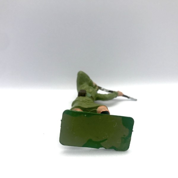 Armée soviétique - Femme soldat au fusil STARLUX AS3