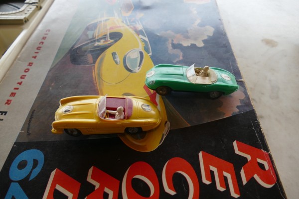 COFFRET JOUEF RÉF 391 AVEC UNE JAGUAR E VERTE ET MERCEDES 300 SL JAUNE