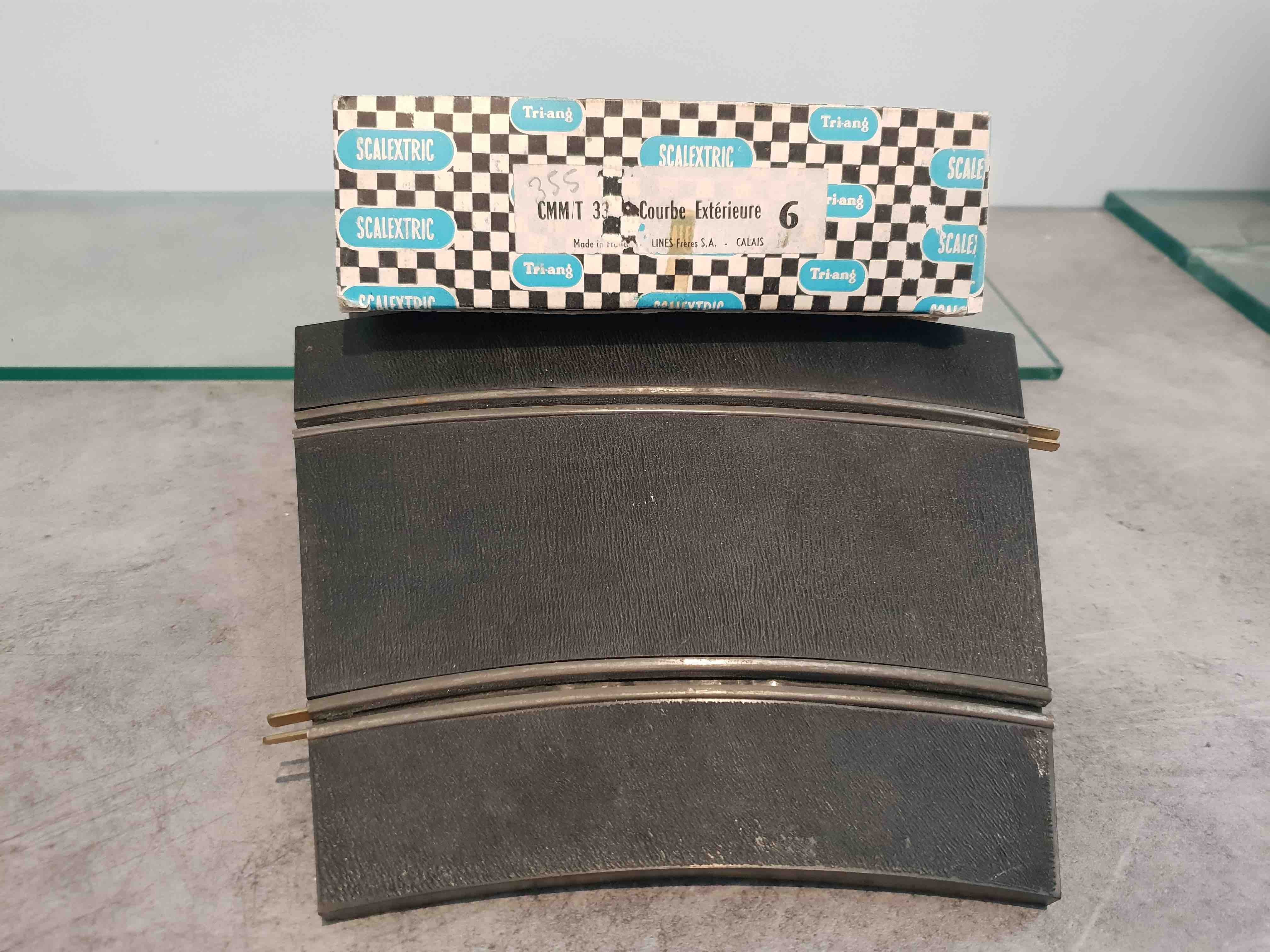 6 SCALEXTRIC T 33 COURBE EXTERIEURE