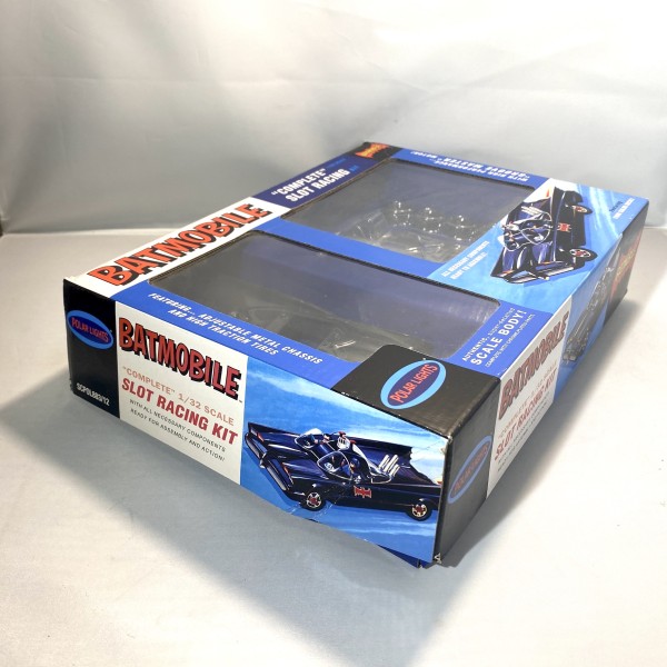 Batmobile POLAR LIGHTS Maquette Slot