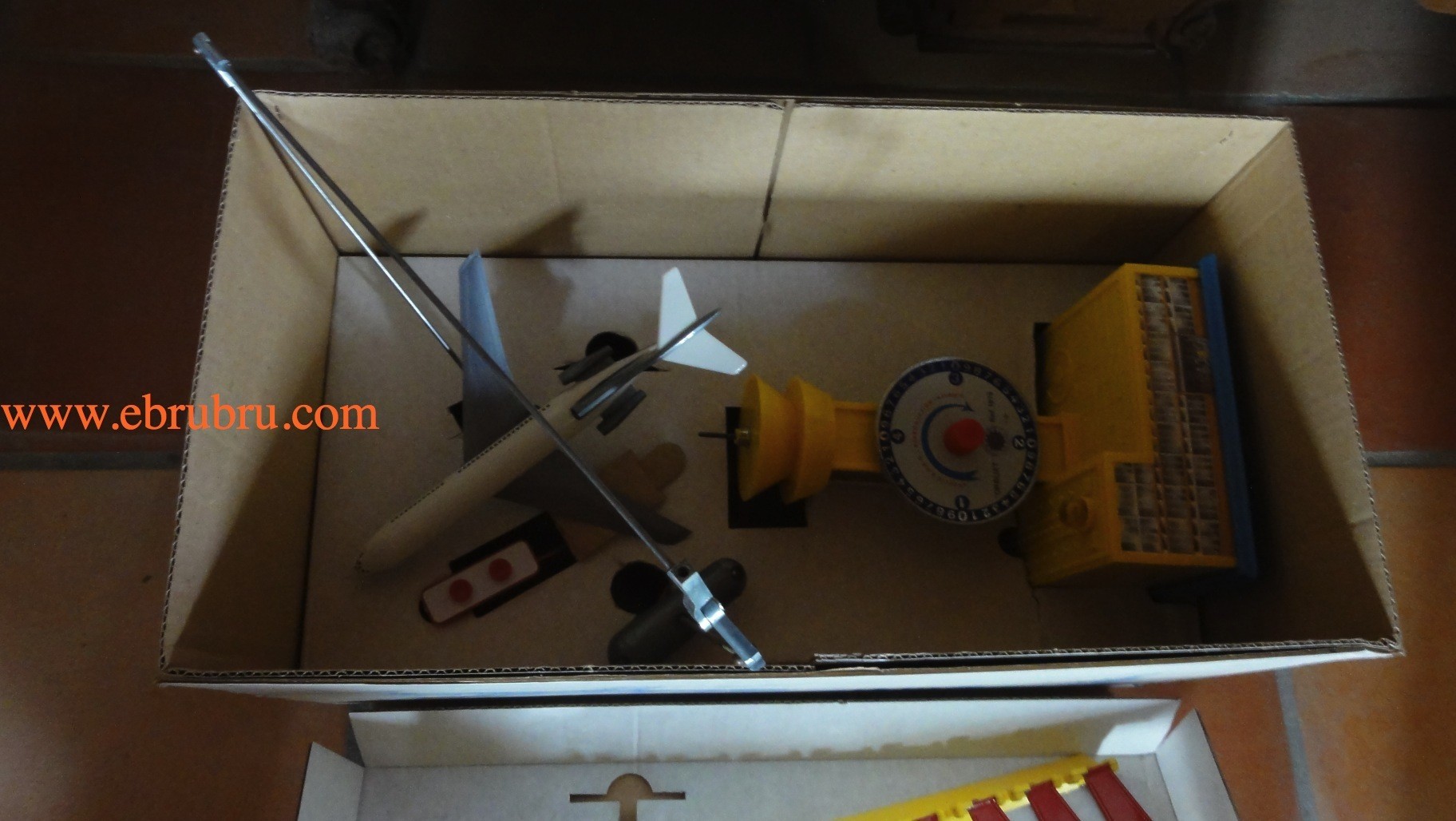 ORB1JET CHASSEUR DE CIBLES FRANCE JOUETS REF 1124