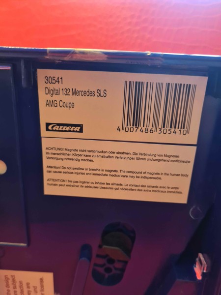 MERCEDES SLS AMG COUPE ROUGE CARRERA DIGITAL 132 REF 30541