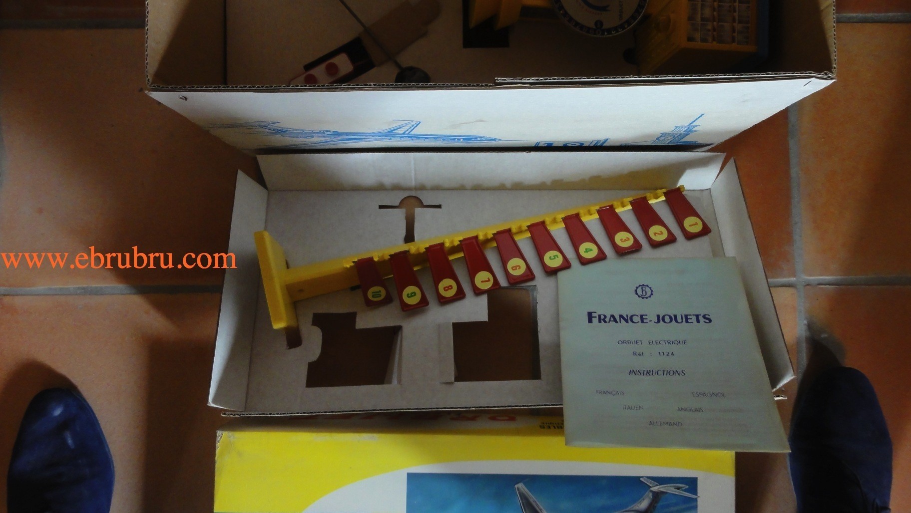 ORB1JET CHASSEUR DE CIBLES FRANCE JOUETS REF 1124