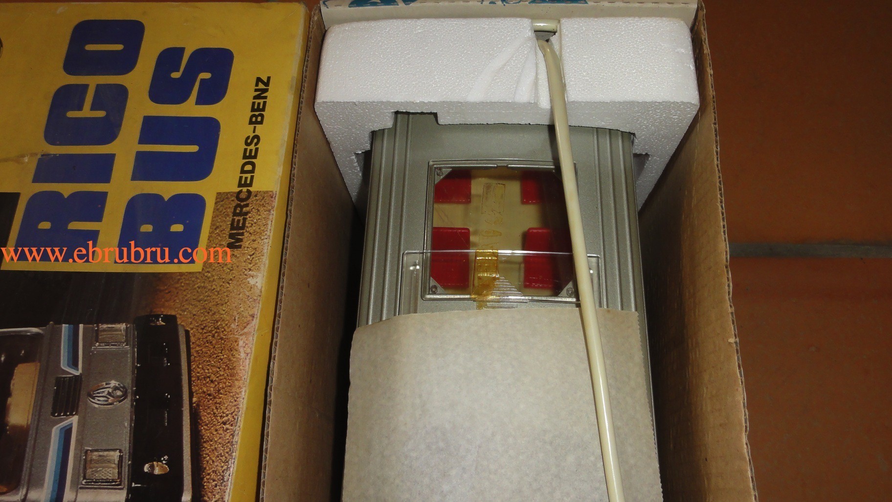 Bus Rico mercedes Benz neuf en boite ref 43