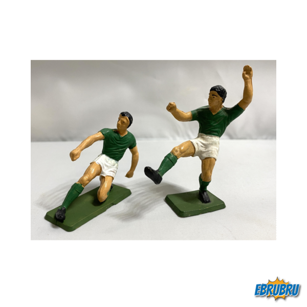 Deux footballeurs vert Starlux