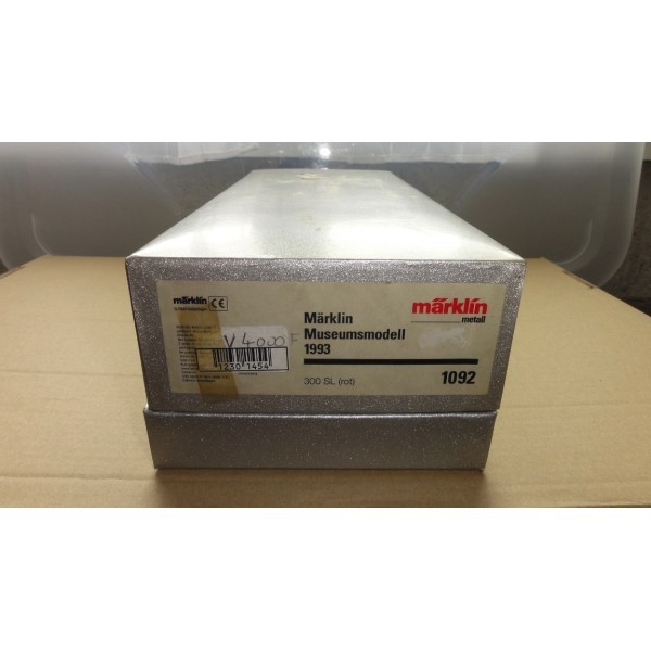 MERCEDES 300 SL ROUGE MARKLIN RÉF 1092 MUSEUMSMODELL 1993