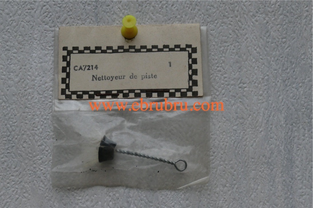 Nettoyeur de piste Scalextric ref CA/ 214