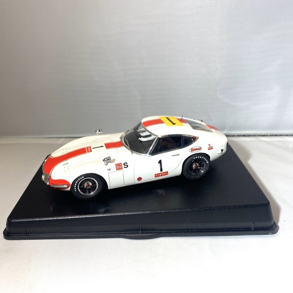 Toyota 2000 GT No1 Fuji 24h 1967 RACER
