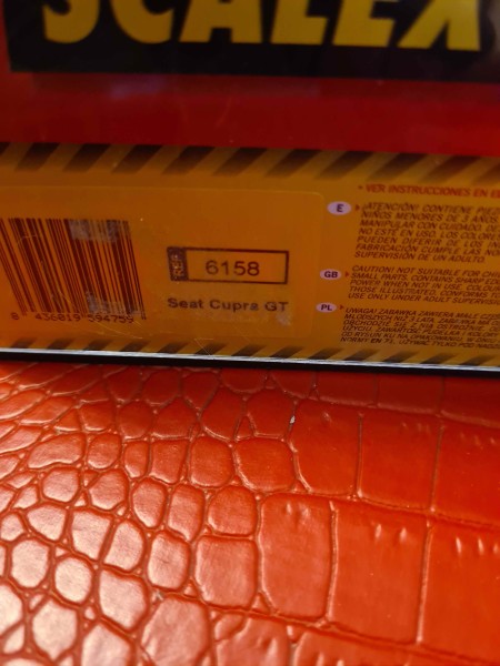 SEAT CUPRA GT ROUGE 6158 SCALEXTRIC REF 6158