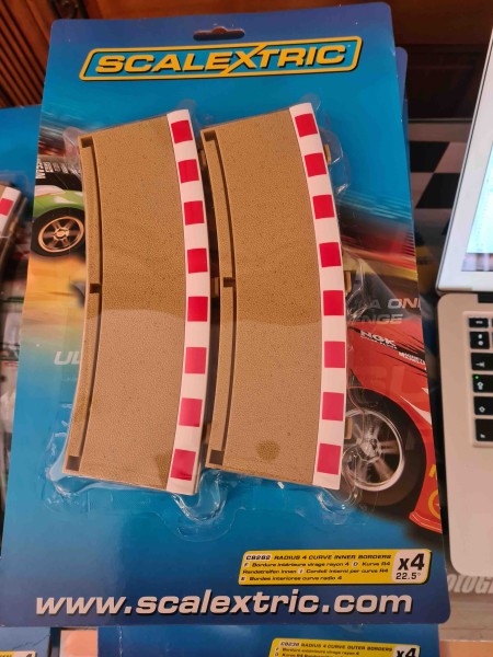RADIUS 4 CURVE INNER BORDERS 22,5 C8282 SCALEXTRIC 