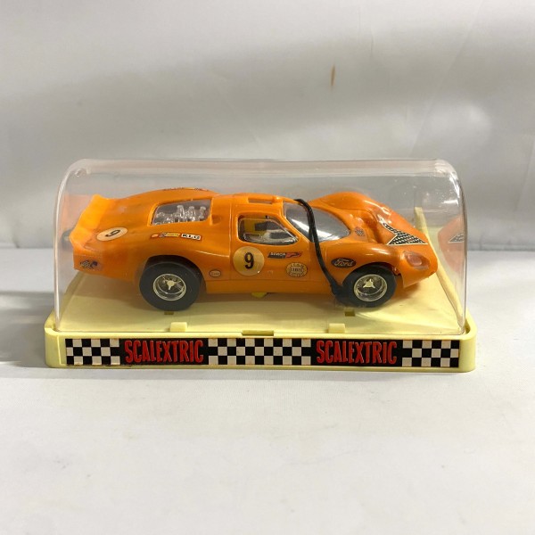 Ford 3L orange  SCALEXTRIC C18
