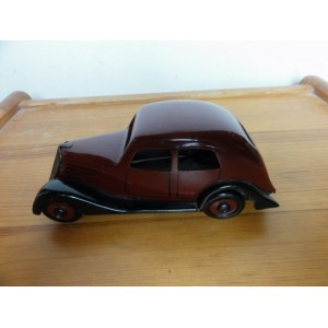 VOITURE CELTA QUATRE DE MARQUE CIJ