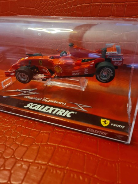 FERRARI F2007 MASSA DIGITAL SYSTEM SCALEXTRIC REF 1352