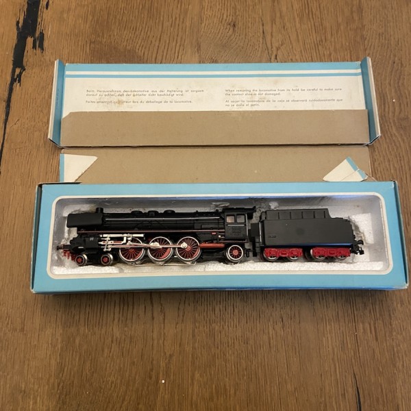  LOCOMOTIVE VAPEUR EN BOITE D'ORIGINE MARKLIN Ref 3048