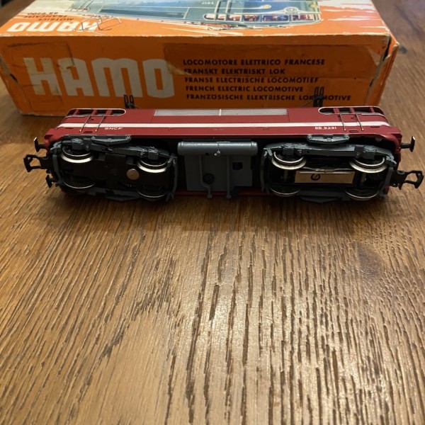 Locomotive BB 9200 Le Capitole  Marklin Hamo  8359