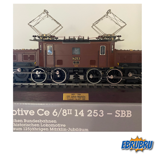 Locomotive Série Ce 6/8 Crocodile édition 125 ans MÄRKLIN réf 5757