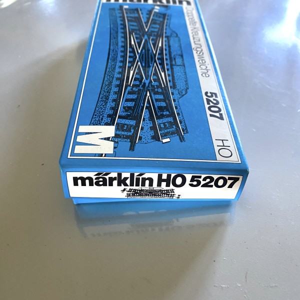 Traversee Jonction double MARKLIN 5207