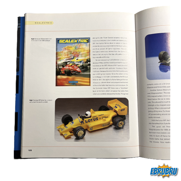 Livre The story of the world's fauvourite model racing cars SCALEXTRIC