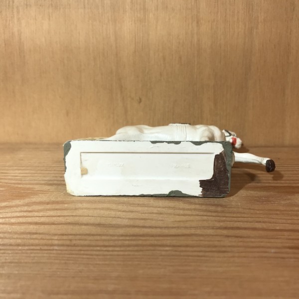 Cheval blanc Selle foncée au trot STARLUX