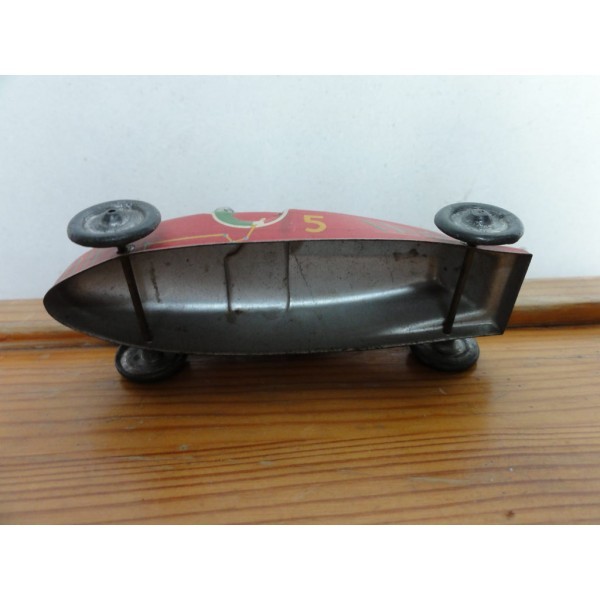 VOITURE DE COURSE CIJ