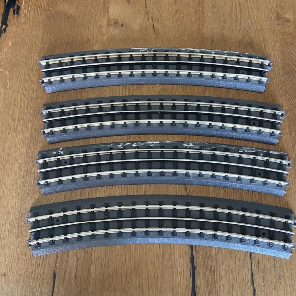 4 Rails courbe  MTH RealTrax 0-82 réf 40-1082  track section  Pour Train échelle O