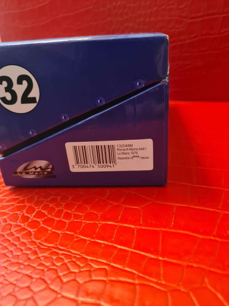 RENAULT ALPINE A441  1976 LE MANS MINIATURE REF 132049M