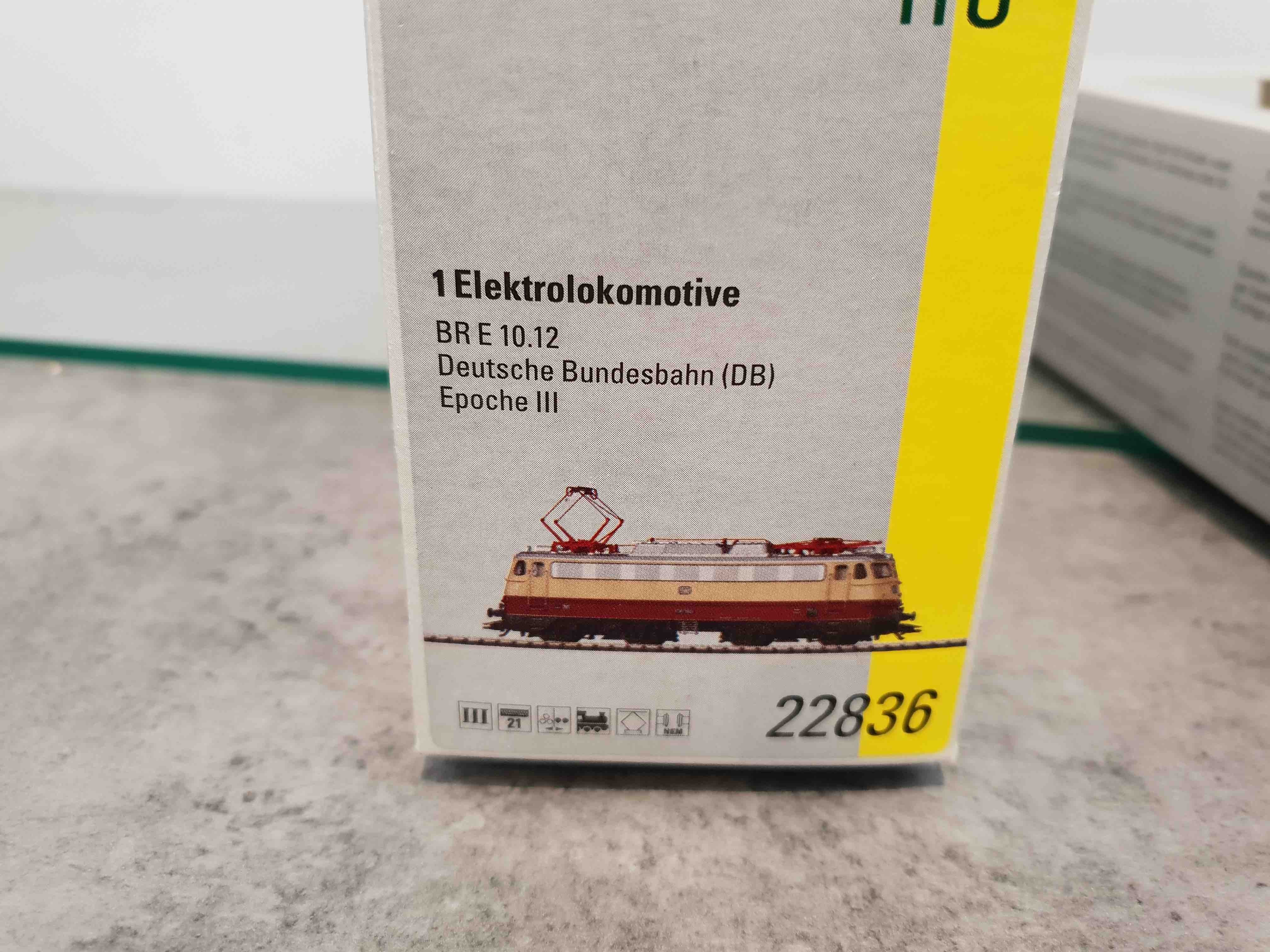 TRIX 22836 LOCOMOTIVE ELECTRIQUE BR E 1012