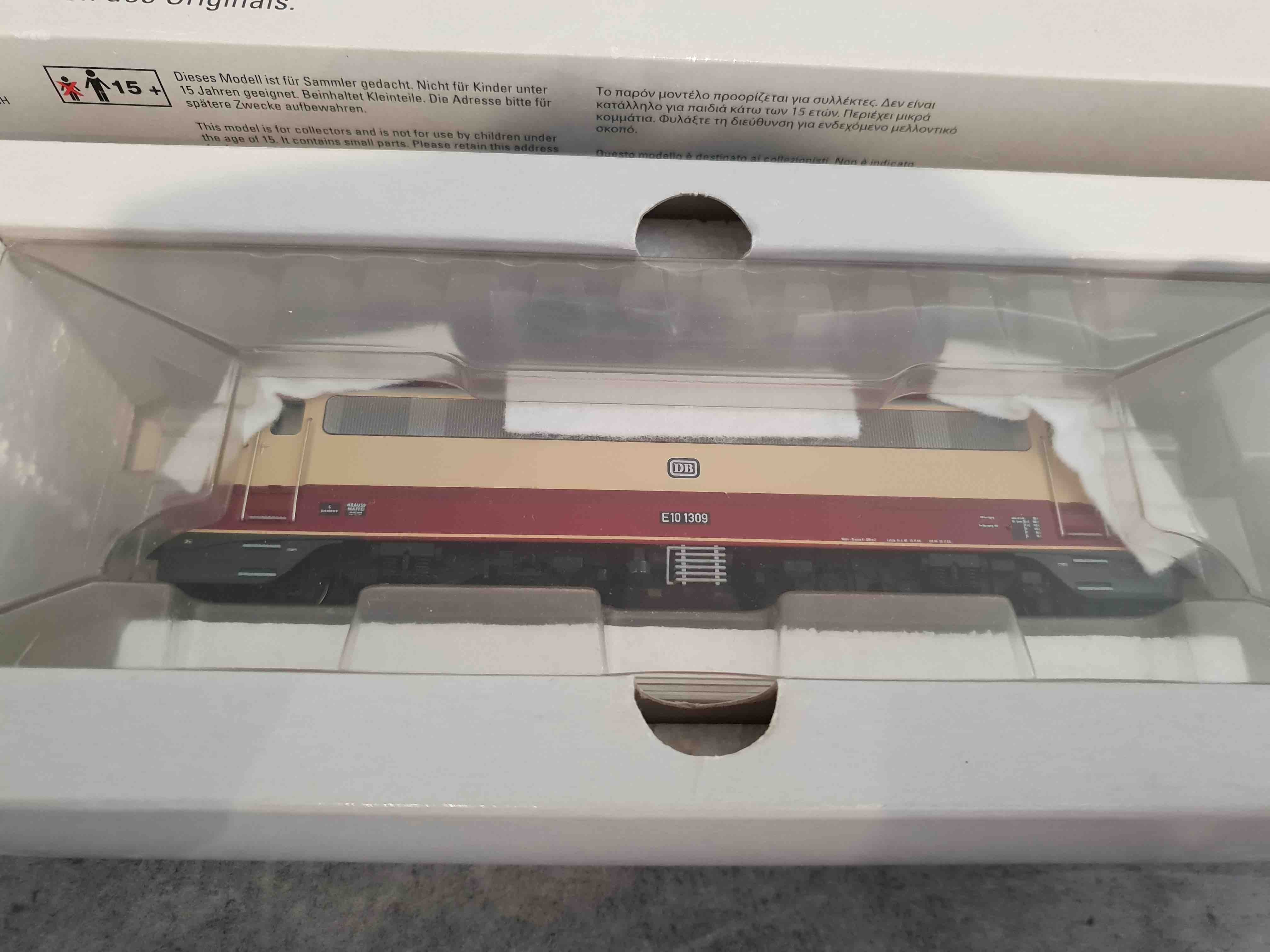 TRIX 22836 LOCOMOTIVE ELECTRIQUE BR E 1012