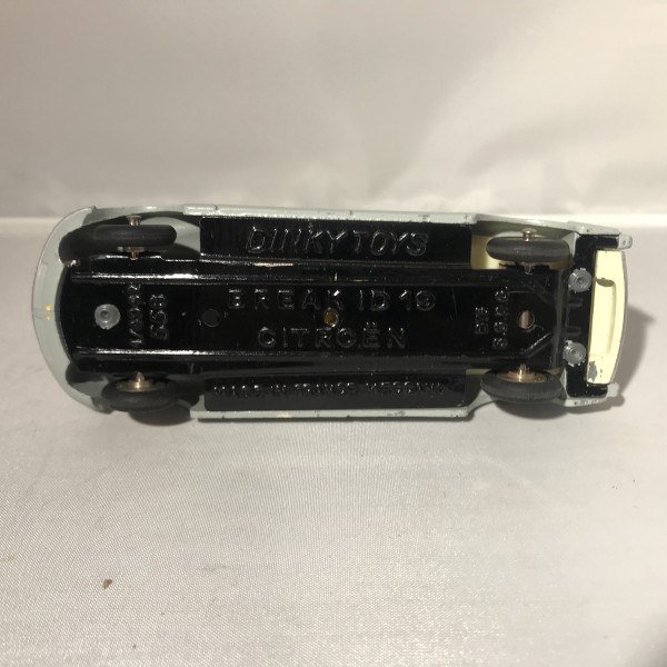 Citroen break Id 19 Ambulance DINKY TOYS 556