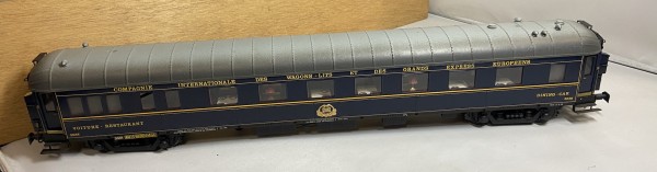 Voiture restaurant  CIWL SNCF Elettren echelle O  ref 4258 longueur 55cm