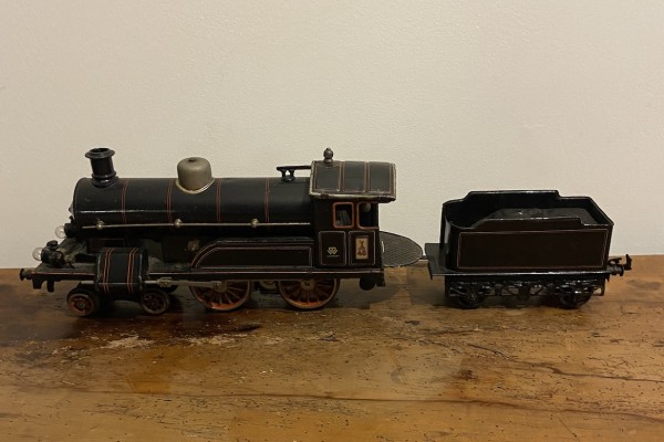 Locomotive Bing 2-2-0 GBN Moteur électrique avec son tender Echelle 0