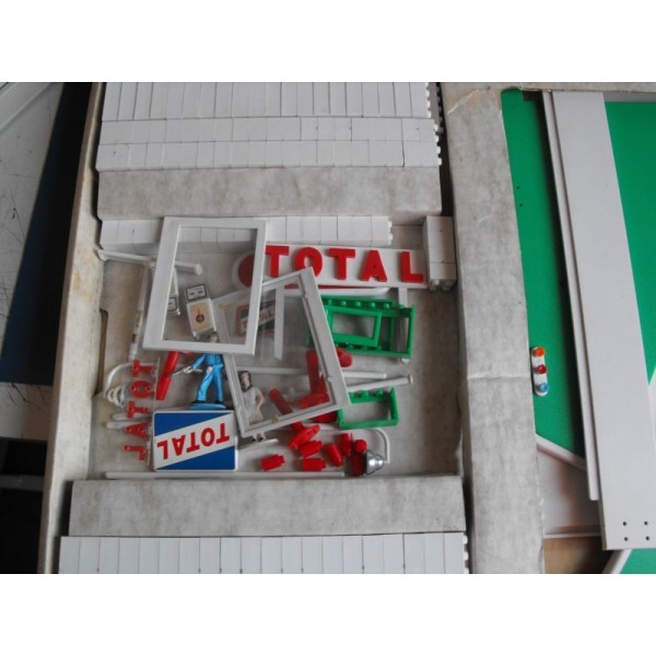 GRANDE STATION TOTAL MONT BLANC 1/43 EME