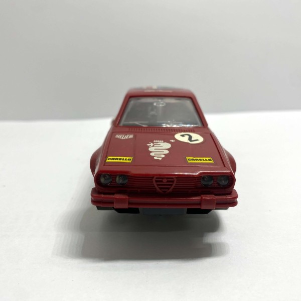 Alfetta GTV 2000 rouge bordeaux JOUEF