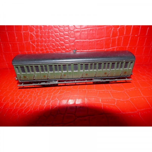 MMM RG TRAIN VOITURE SNCF A PORTIERES LATERALE 16 CM HO 3 eme CLASSE