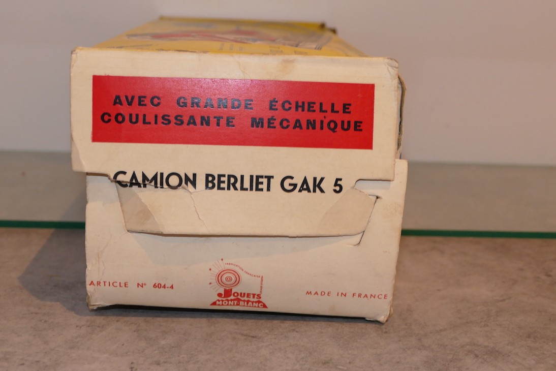 CAMION POMPIER BERLIET GAK 5 MONT BLANC 604-4