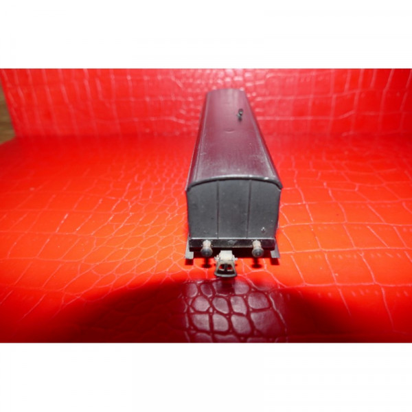 MMM RG TRAIN VOITURE SNCF A PORTIERES LATERALE 16 CM HO 2 eme CLASSE