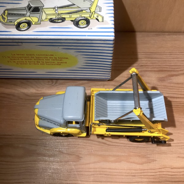 CAMION UNIC BENNE MARREL DINKY TOYS