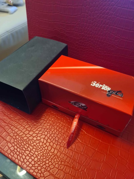 DAUER ROAD VERSION JAUNE SERIE GTS 132048M